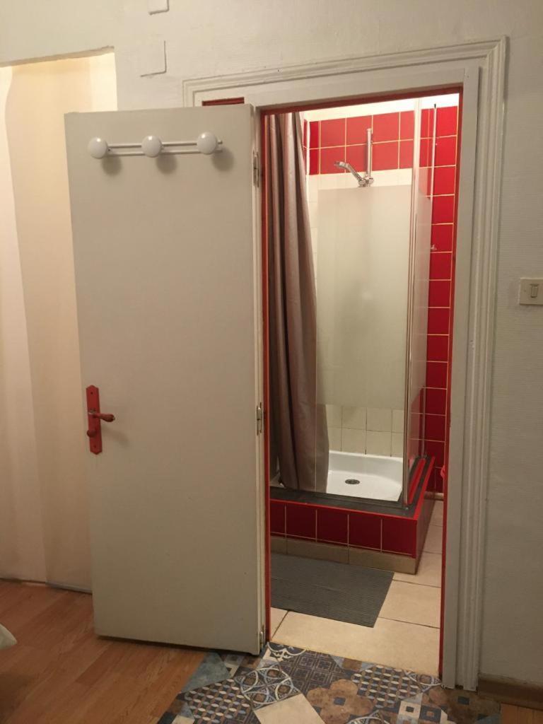 Appart Sympa Dans Le Vieux Nîmes Zewnętrze zdjęcie